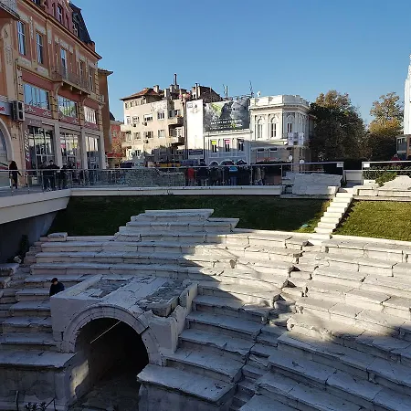 Julius Near Center Апартаменты *